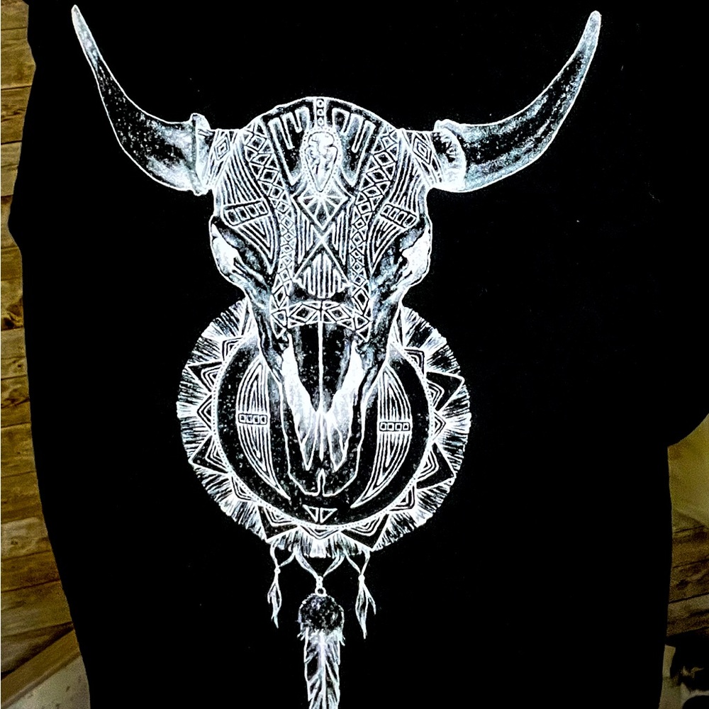 “The BULL” pullover